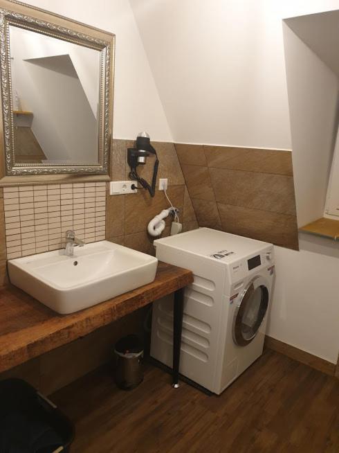VICTORY GuestHouse Bielefeld Eksteriør billede